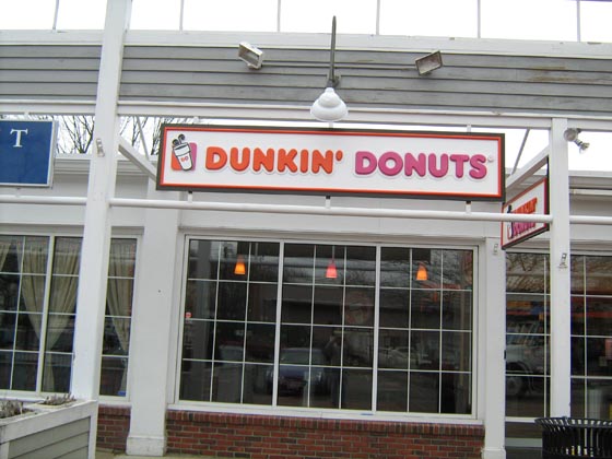 Dunkin Mancestser MA 003.jpg