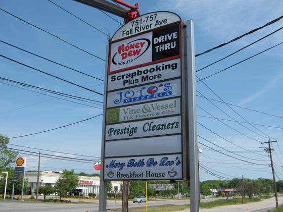 Seekonk MA Pylon Sign, Tenant Pylon Sign, Seekonk MA