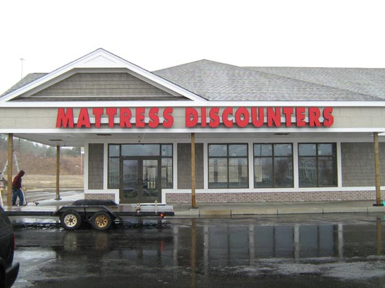 Mattress Discounters W Greenwich RI 001_001.jpg