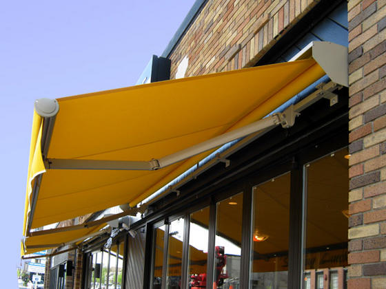 Worcester, MA Retractable Patio Awnings, MA Installed Awnings